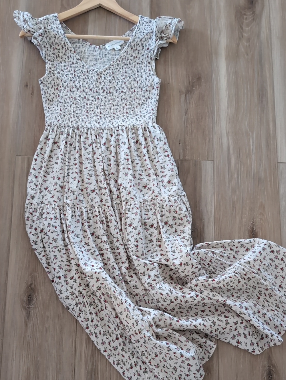 Neuflora Floral Smocked Floral Dress - Picture 2 of 6